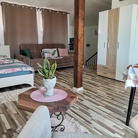 Apartment фридом Sozopol
